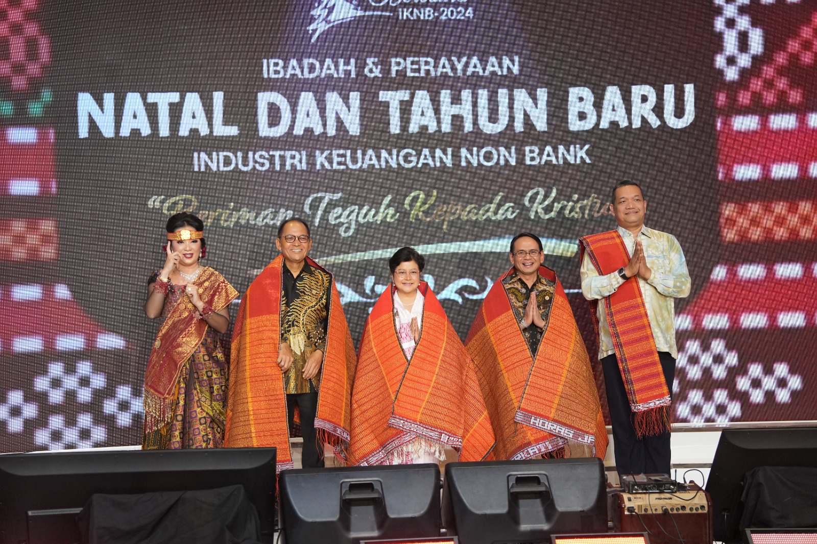 TINGKATKAN KOLABORASI, INDUSTRI KEUANGAN NON-BANK RAYAKAN NATAL BERSAMA 2024